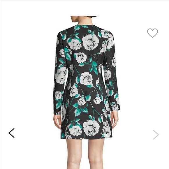 SFW wrap floral dress - Picture 3 of 3